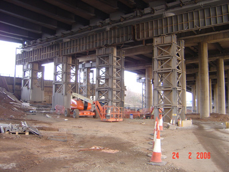 R121 – involving the installation of a 200te Plate Girder system